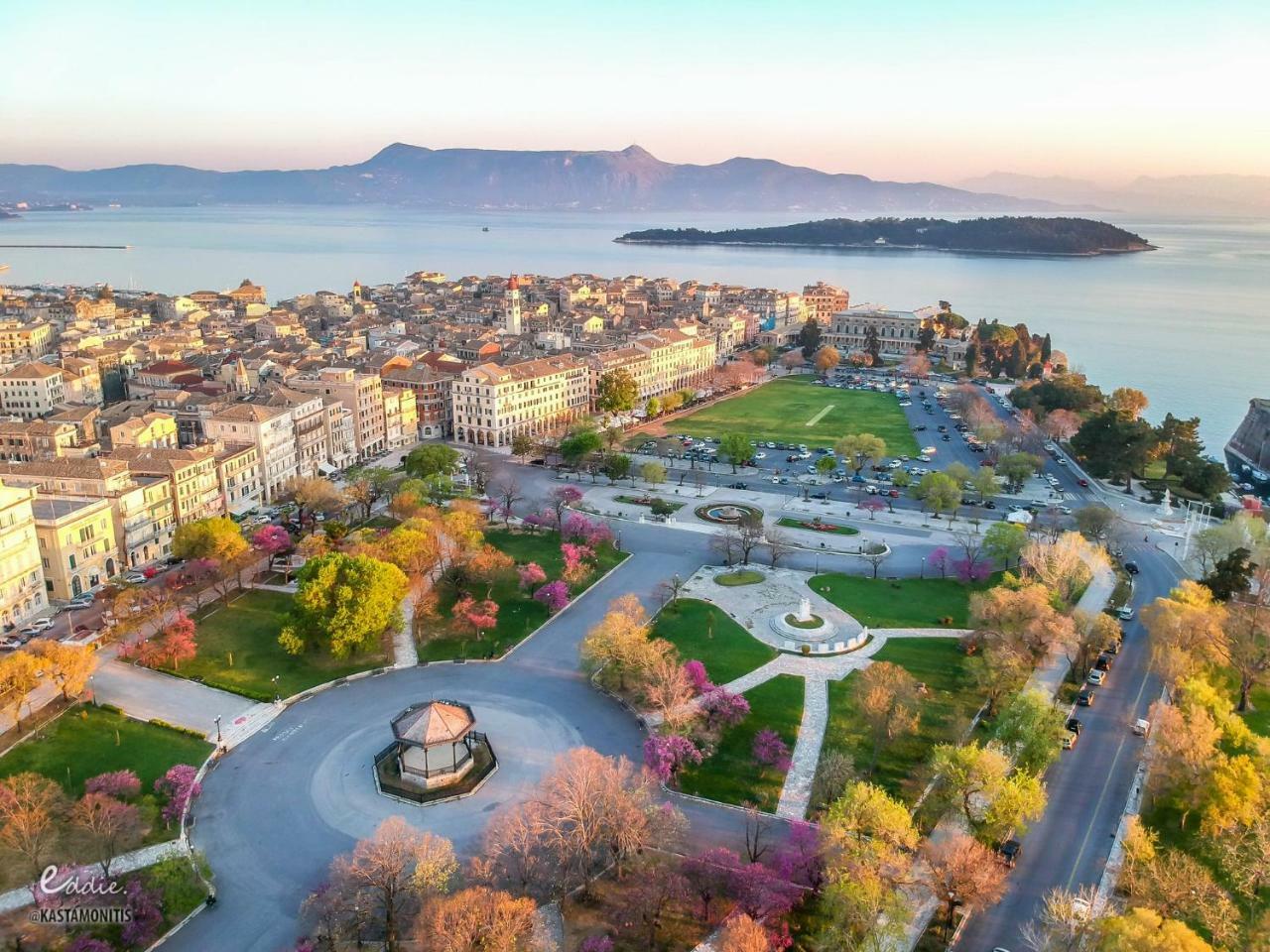 Gregos Rooftop Suite City Center W. Sea View Corfu  Bagian luar foto